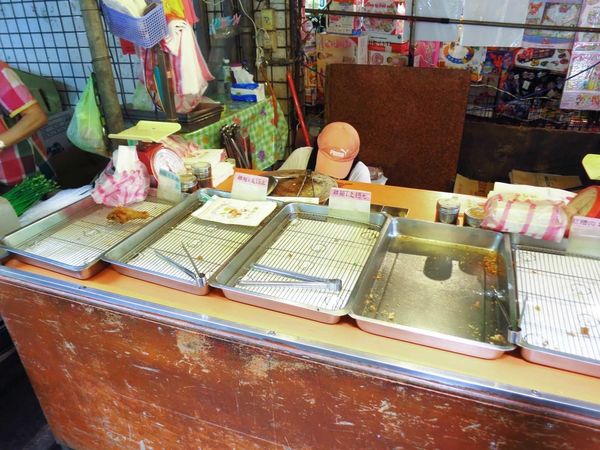 【中和美食】皇家炸雞-在地人推薦的市場裡炸雞