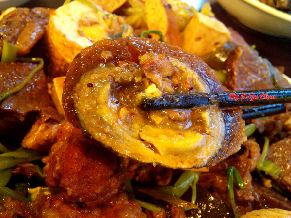 台南•肉皮張魯味【金華店】:【臺南Ω中西區】肉皮張魯味。傳承自嘉義二十多年老店的臺南滷味,宵夜好選擇