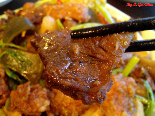 台南•肉皮張魯味【金華店】:【臺南Ω中西區】肉皮張魯味。傳承自嘉義二十多年老店的臺南滷味,宵夜好選擇