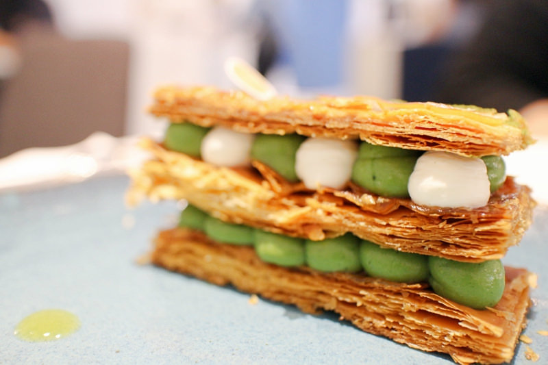 穿石 忠孝新生站