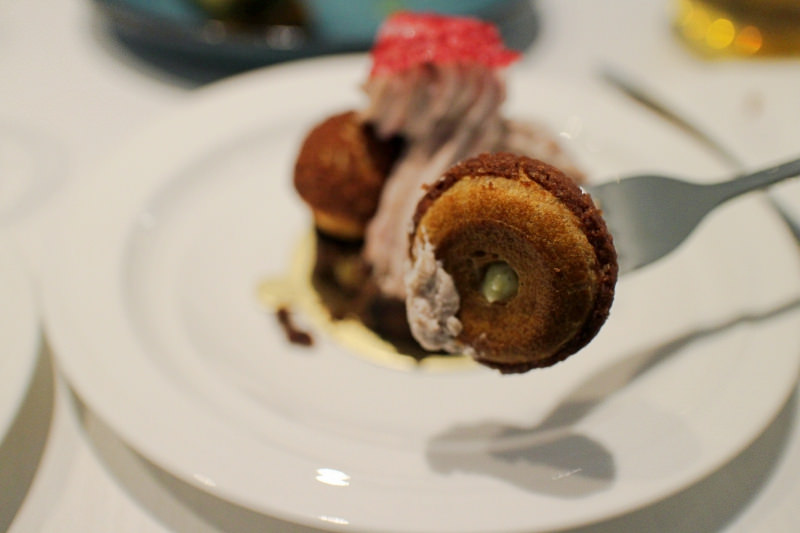 穿石 忠孝新生站