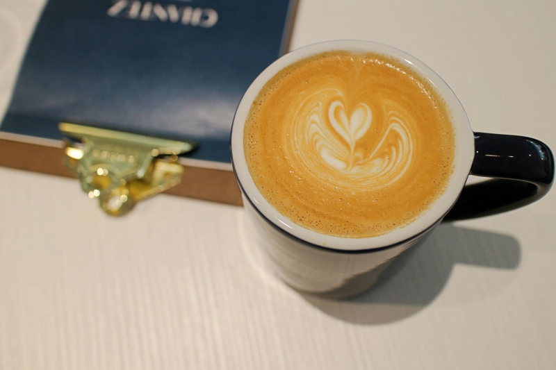 穿石 忠孝新生站