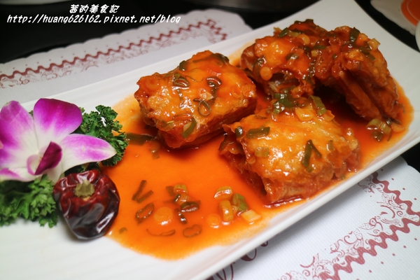 南寧饌精緻麻辣火鍋:【台北中山區】火鍋 熱炒 串燒 一應俱全『南寧饌精緻麻辣火鍋』中山區/吉林路/麻辣鍋宵夜好去處