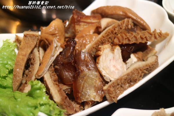 南寧饌精緻麻辣火鍋:【台北中山區】火鍋 熱炒 串燒 一應俱全『南寧饌精緻麻辣火鍋』中山區/吉林路/麻辣鍋宵夜好去處