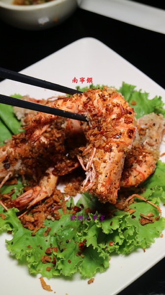 南寧饌精緻麻辣火鍋:【台北美食】南寧饌精緻麻辣火鍋之吃麻辣鍋也要吃熱炒@捷運行天宮站/吉林路