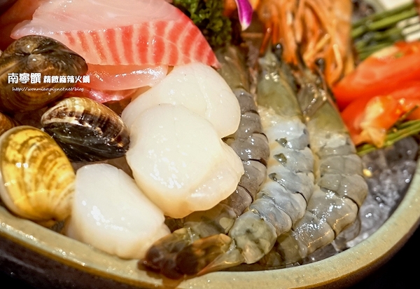 南寧饌精緻麻辣火鍋：【中山區/吉林路/麻辣鍋宵夜  推薦】 鍋品, 燒烤, 熱炒... 一次網羅你的胃~ ✿✿ 南寧饌精緻麻辣火鍋 ✿✿ (完整菜單)