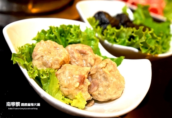 南寧饌精緻麻辣火鍋：【中山區/吉林路/麻辣鍋宵夜  推薦】 鍋品, 燒烤, 熱炒... 一次網羅你的胃~ ✿✿ 南寧饌精緻麻辣火鍋 ✿✿ (完整菜單)