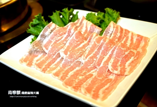 南寧饌精緻麻辣火鍋：【中山區/吉林路/麻辣鍋宵夜  推薦】 鍋品, 燒烤, 熱炒... 一次網羅你的胃~ ✿✿ 南寧饌精緻麻辣火鍋 ✿✿ (完整菜單)