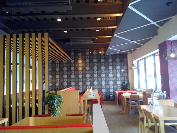 51街日式炸豬排和洋料理:【安南區】51街日式炸豬排和洋料理。喀滋喀滋超厚實炸里肌豬排吃起來好過癮