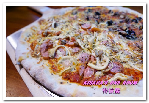 得披薩:劍潭站平價PIZZA雪花冰.士林夜市中綠洲般的存在──得披薩