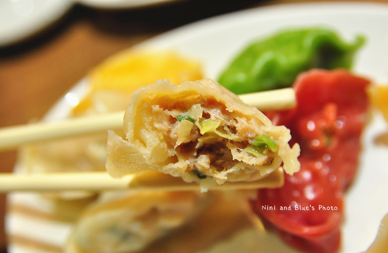 公益路麵店豪煮藝水餃牛肉麵16