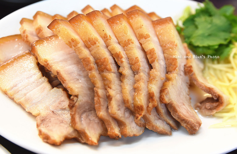 逢甲小吃天補藥膳鮮蝦排骨白木耳湯30
