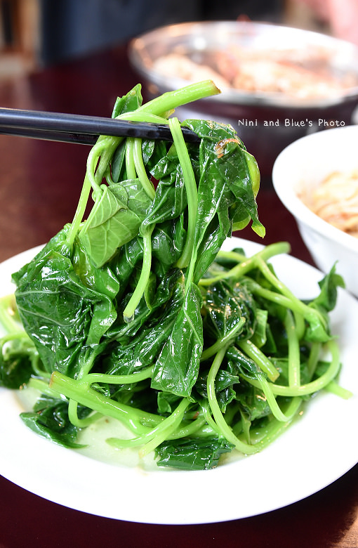 逢甲小吃天補藥膳鮮蝦排骨白木耳湯18