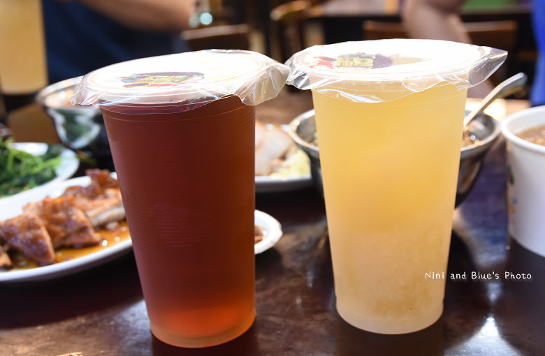 逢甲小吃天補藥膳鮮蝦排骨白木耳湯38