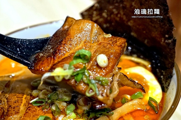 浪魂拉麵：【土城拉麵/捷運海山站】激辛, 起司, 豚骨, 麻糬豬排 ✿✿ 浪魂拉麵 ✿✿  (完整菜單)