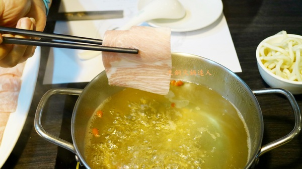 天銅火鍋達人:【台北美食】超優值平價海鮮總匯之天銅火鍋達人@南京復興站