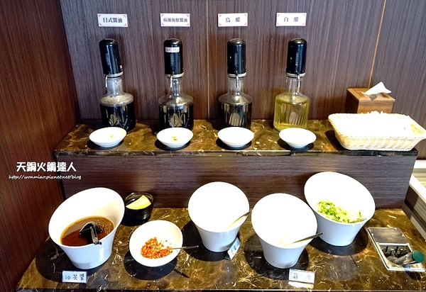 天銅火鍋達人:【愛評網口碑體驗】即便頂著38度高溫, 也能舒舒服務享用美味鍋物 ✿✿ 天銅火鍋達人 ✿✿(完整菜單)