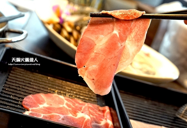 天銅火鍋達人:【愛評網口碑體驗】即便頂著38度高溫, 也能舒舒服務享用美味鍋物 ✿✿ 天銅火鍋達人 ✿✿(完整菜單)