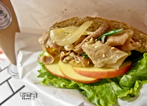 五號倉:台南 中西區.義式三明治專賣店 五號倉sandwich