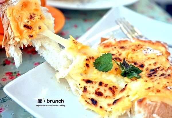 厚。brunch。:【101世貿早午餐/美式餐廳/早餐/漢堡 推薦】高cp值吃堡飽!! ✿✿ 厚。brunch ✿✿ (完整菜單)