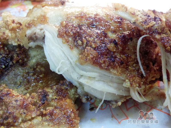 後港碳烤雞排烤肉11-碳烤雞排切面