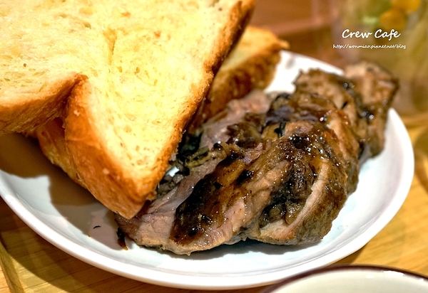 CREW CAFE：【華山文創旁 / 咖啡下午茶 / 魔術表演】輕食甜點下午茶又有魔術表演、LIVE藝術展演 ✿✿ CREW CAFE ✿✿ (完整菜單)