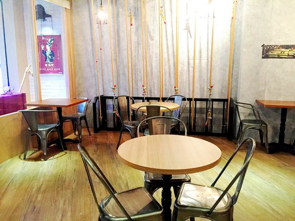 CREW CAFE：CREW CAFE