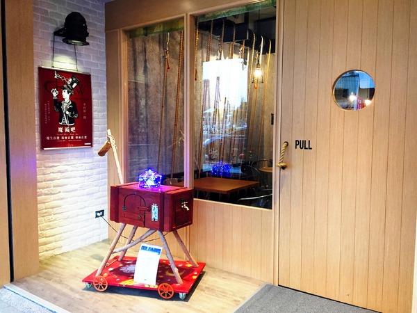 CREW CAFE：CREW CAFE