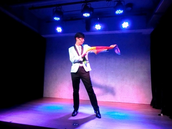 CREW CAFE：CREW CAFE