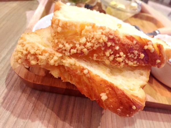 CREW CAFE：CREW CAFE