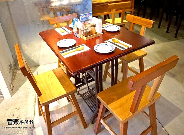 香聚餐酒館：【東區餐酒館 推薦】新舊交錯, 中西合璧, 好酒美食相聚好所在！  ✿✿ 香聚餐酒館 The Dainties Bistro ✿✿（完整菜單）