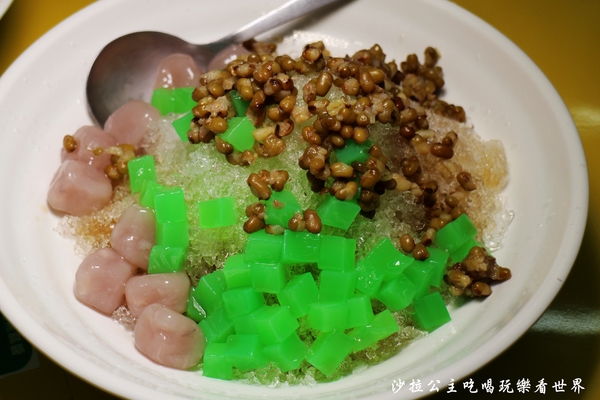 陸地涼麵：通訊行裡吃涼麵『陸地涼麵』黑糖刨冰/捷運忠孝新生站/中山區