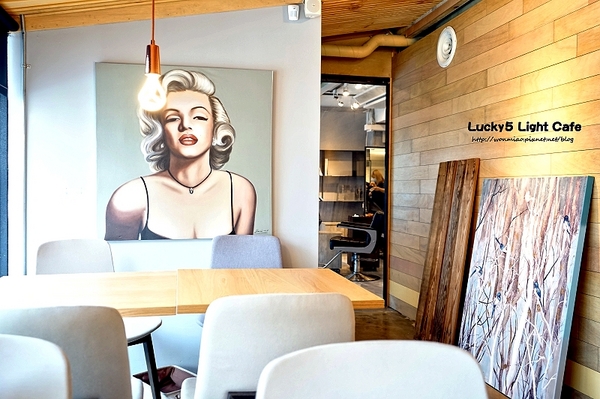 Lucky5 Light Cafe:【國父紀念館輕食下午茶 推薦】有插座, wifi, 不限用餐時間... ✿✿ Lucky5 Light Cafe ✿✿(完整菜單)