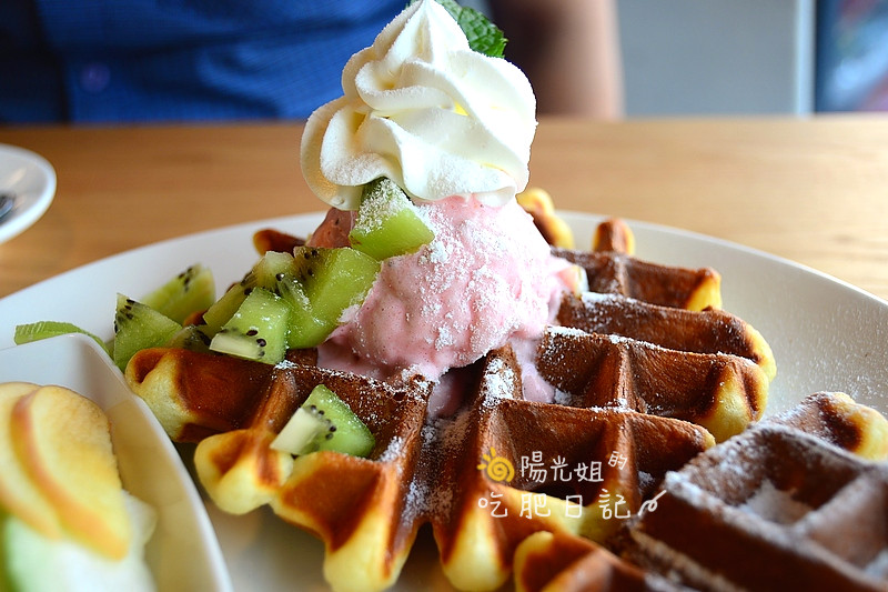 Lucky5LightCafe23.JPG - Lucky5 Light Cafe