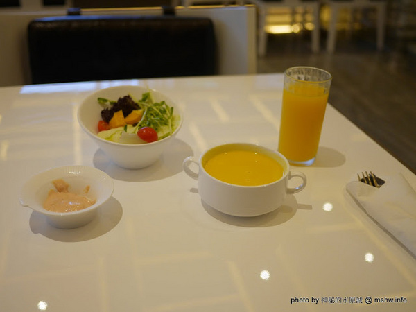 伯達行旅:【住宿】台中Boda Hotel 伯達行旅精品旅館-質變607@西屯逢甲大學夜市&中港交流道 : 天韻集團新品牌, 讓你「做一個好夢」