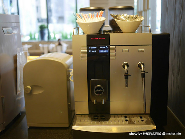 伯達行旅:【住宿】台中Boda Hotel 伯達行旅精品旅館-質變607@西屯逢甲大學夜市&中港交流道 : 天韻集團新品牌, 讓你「做一個好夢」