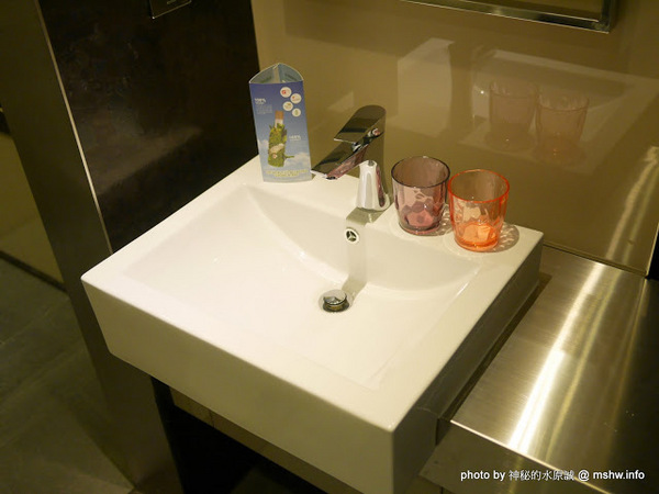 伯達行旅:【住宿】台中Boda Hotel 伯達行旅精品旅館-質變607@西屯逢甲大學夜市&中港交流道 : 天韻集團新品牌, 讓你「做一個好夢」