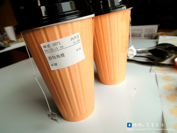 弗列斯 Fresh House(台中公益店):〖台中│美食〗弗列斯 Fresh House(台中公益店) ❤ 碳烤牛奶吐司,外酥內軟,香氣十足,夾入鹹食或甜食都好好味!!還有超厚切月亮蝦糖糖很也推唷~