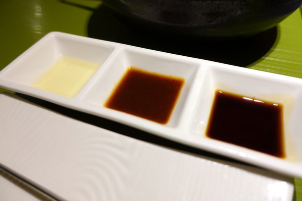 原燒優質原味燒肉(台北京華城店):(胖樺食記) 燈光美氣氛佳「原燒優質原味燒肉-台北京華城店」,安格斯黑牛套餐新上市 /單點式/商業午餐