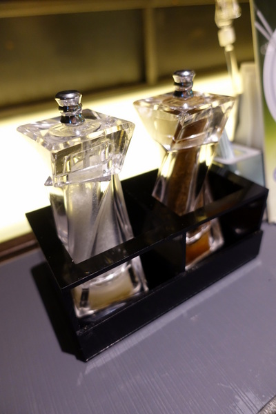 原燒優質原味燒肉(台北京華城店):(胖樺食記) 燈光美氣氛佳「原燒優質原味燒肉-台北京華城店」,安格斯黑牛套餐新上市 /單點式/商業午餐