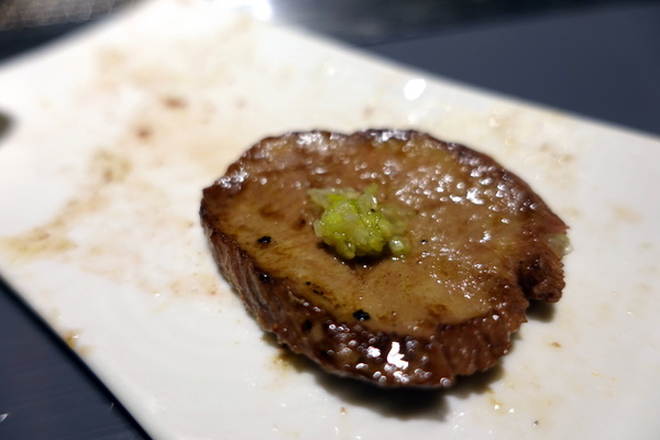 原燒優質原味燒肉(台北京華城店):(胖樺食記) 燈光美氣氛佳「原燒優質原味燒肉-台北京華城店」,安格斯黑牛套餐新上市 /單點式/商業午餐