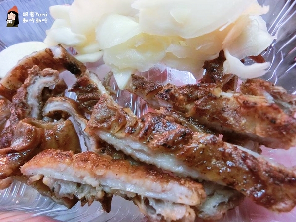 嘉義不一樣香腸：【台中食記-西屯區】逢甲夜市良心攤販!有SGS認證的手工大腸包小腸/糯米腸/大腸頭→嘉義不一樣香腸/糯米腸(不添加防腐劑)@跟著Yumi尤美美動吃動吃(體驗日期:2016年05月20日)