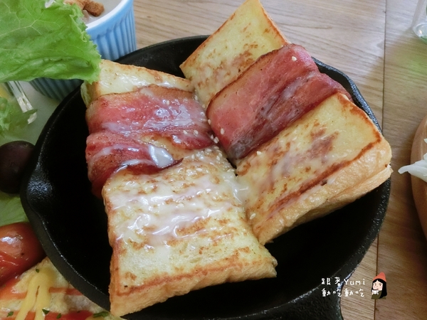 Rice&Shine 米閃早午餐:【愛評網口碑券§第128彈】台中北區梅亭街平價大份量早午餐。Rice&Shine 米閃早午餐brunch@跟著Yumi尤美美動吃動吃(體驗日期:2016年04月23日)