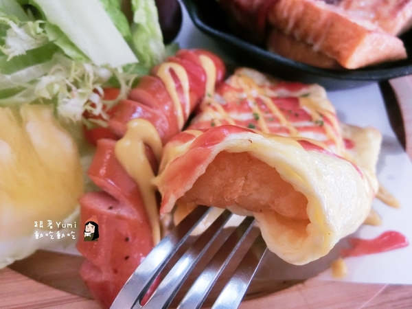 Rice&Shine 米閃早午餐:【愛評網口碑券§第128彈】台中北區梅亭街平價大份量早午餐。Rice&Shine 米閃早午餐brunch@跟著Yumi尤美美動吃動吃(體驗日期:2016年04月23日)