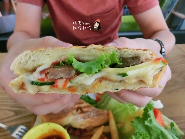 Rice&Shine 米閃早午餐:【愛評網口碑券§第128彈】台中北區梅亭街平價大份量早午餐。Rice&Shine 米閃早午餐brunch@跟著Yumi尤美美動吃動吃(體驗日期:2016年04月23日)