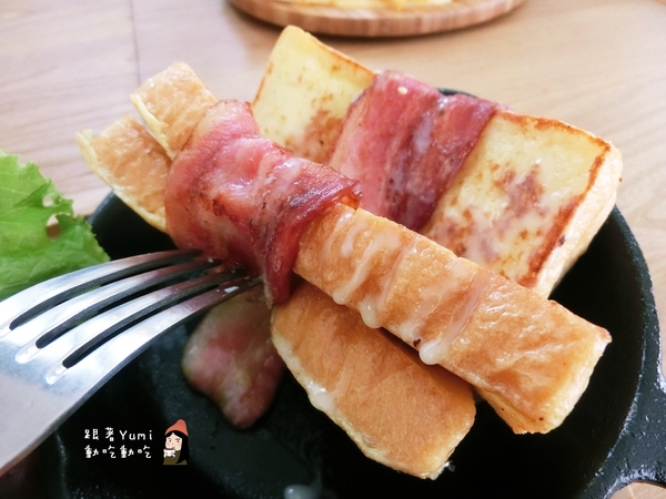 Rice&Shine 米閃早午餐:【愛評網口碑券§第128彈】台中北區梅亭街平價大份量早午餐。Rice&Shine 米閃早午餐brunch@跟著Yumi尤美美動吃動吃(體驗日期:2016年04月23日)