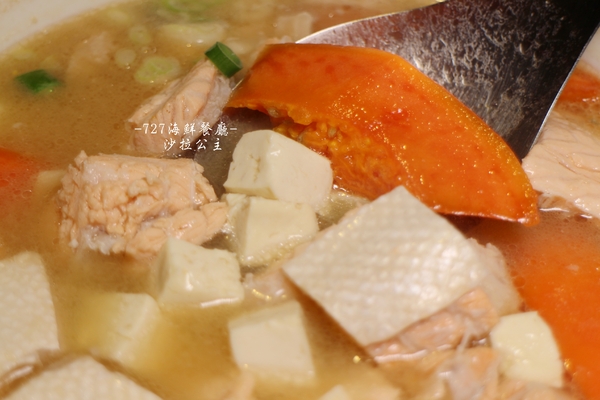 727海鮮餐廳(成功路店):夏天就要這樣吃.內湖『727海鮮餐廳』當季水果入菜健康又美味