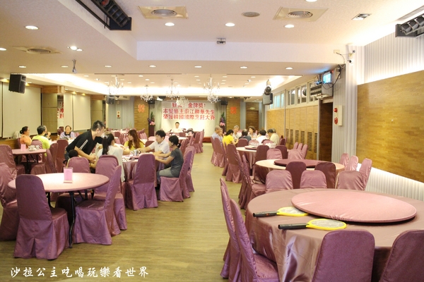 727海鮮餐廳(成功路店):夏天就要這樣吃.內湖『727海鮮餐廳』當季水果入菜健康又美味