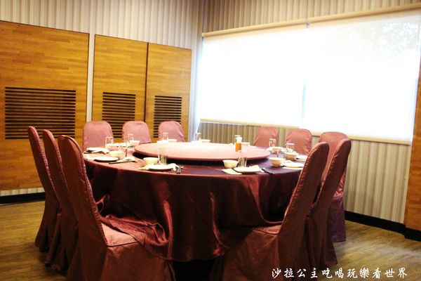 727海鮮餐廳(成功路店)：內湖金牌主廚『727海鮮餐廳』吃無菜單料理不用到宜蘭/中式創意料理