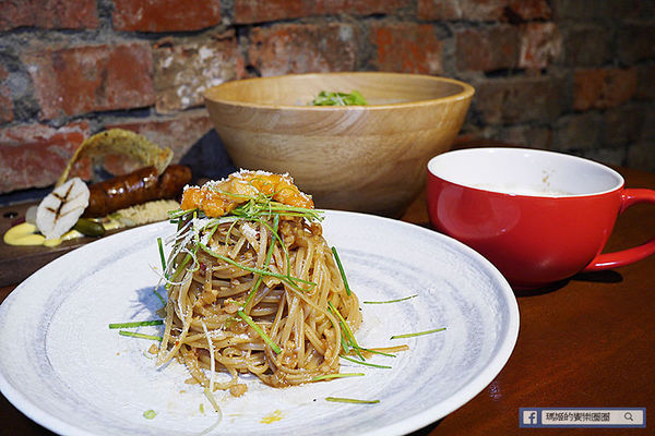 棧 F-U Kitchen:◆台北中山。捷運中山站【棧 F-U Kitchen】直火炭烤美味上桌。中山餐酒館。中山區美食。異國料理